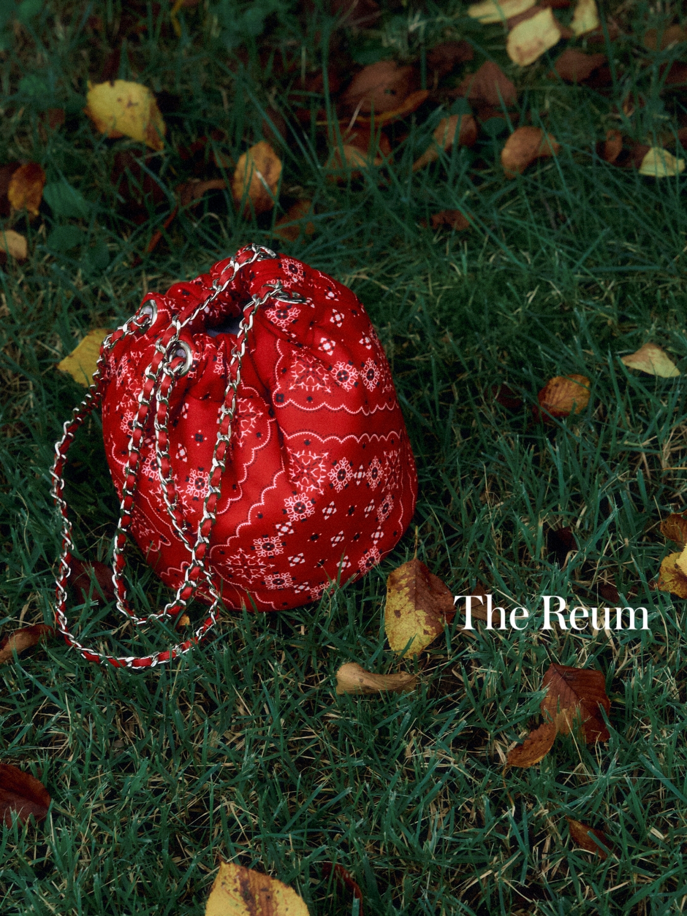 3RD / NEW LE BON BUCKET BAG (RED)